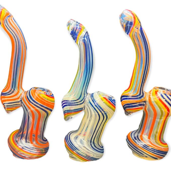 Glass Bubblers Vs. Glass Pipes: Which One Should You Choose?